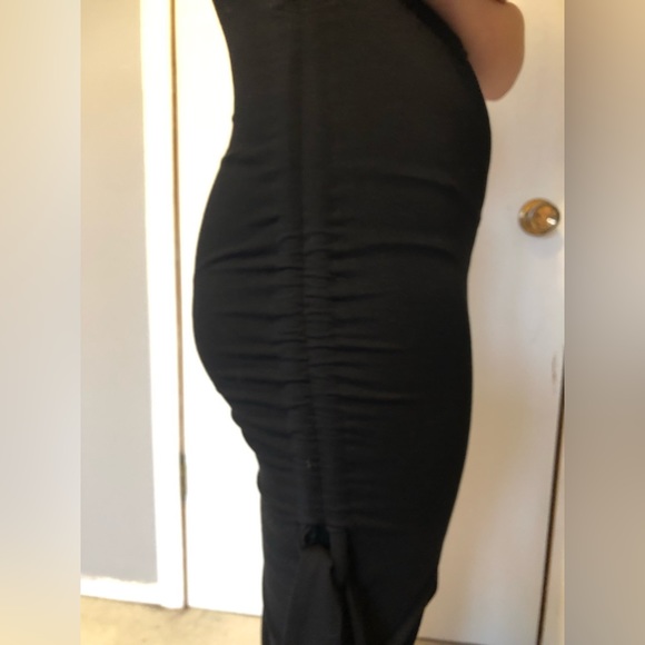 Le chateau body-con asymmetrical dress - size small - Picture 5 of 8